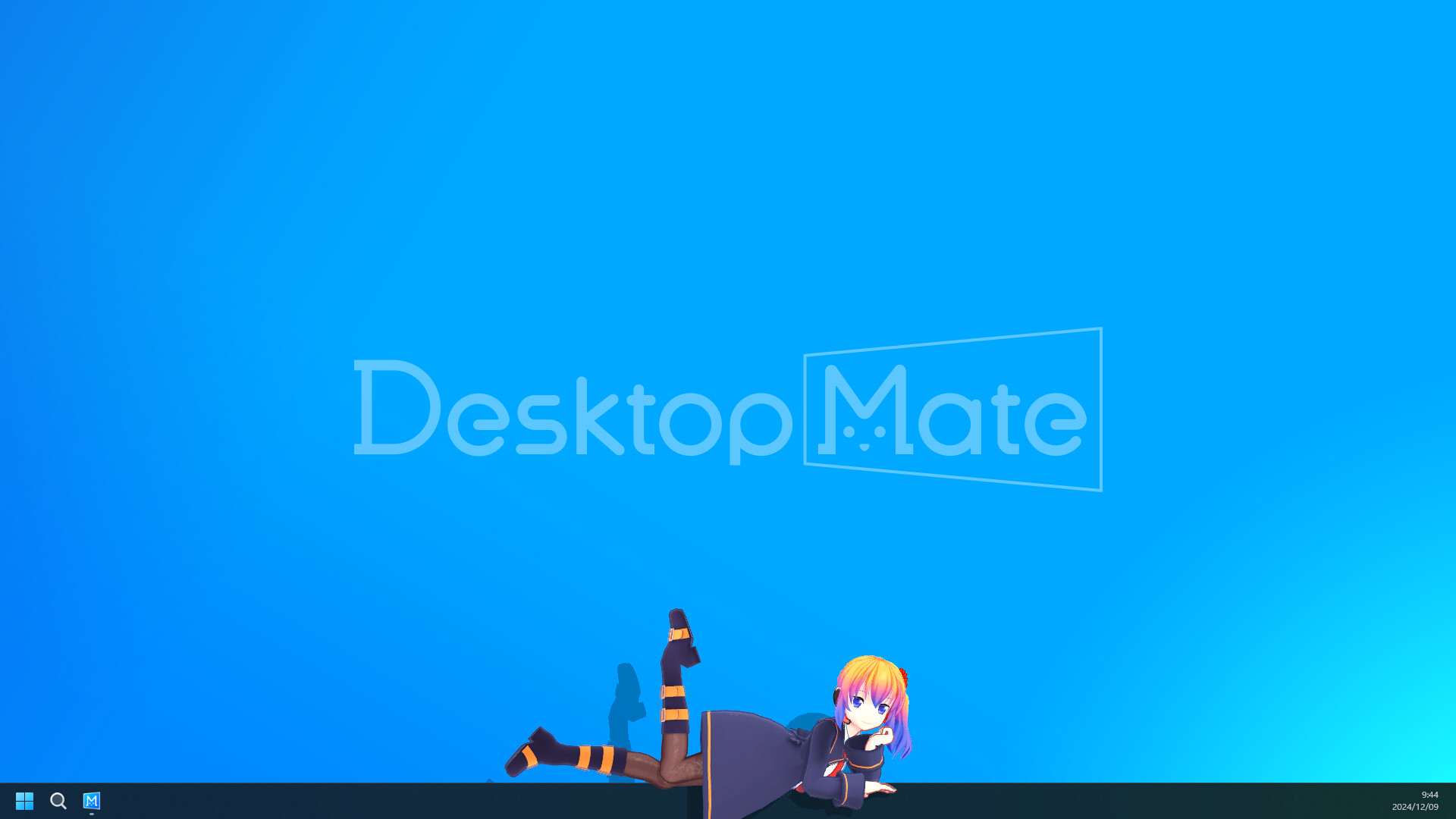 Official Desktop Mate screenshot showing a character interacting with a desktop window.